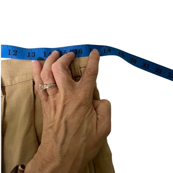 Jos A Bank Men's‎ 36 Classic Fit Tan Pleated 100% Linen Shorts Summer - Picture 7 of 10